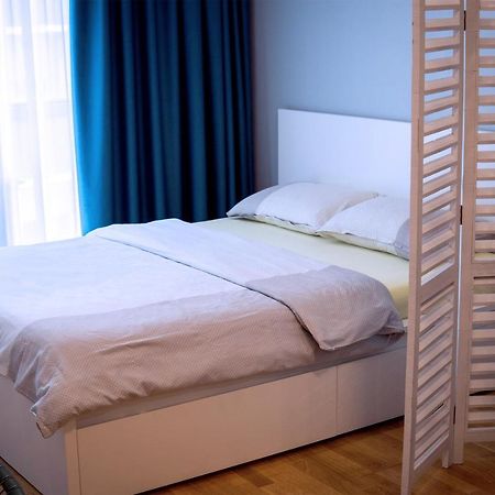 Boulevard Studio Apartment Novi Sad Luaran gambar