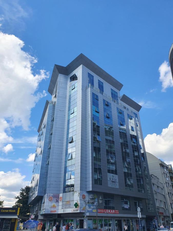 Boulevard Studio Apartment Novi Sad Luaran gambar